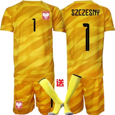 SZCZĘSNY Polska Reprezentacja strój komplet piłkarski getry #