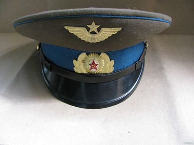 Czapka oficera Sił Powietrznych, Wojsk Powietrznodesantowych ZSRR.