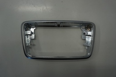 Mercedes w176 рамка радіо a1766890018 фото №1