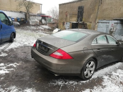 Бампер задні до mercedesa cls219 рестайлінг фото №1