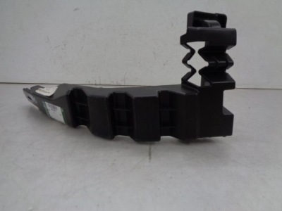 Jaguar e-pace напрямна бампер правий задня фото №1