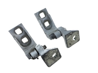 Петлі двері лівих комплект opel corsa e 3d 13180565 13180569 фото №1