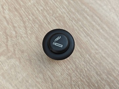 Оригінальна прикурювач автомобільна audi a6 c7 lift 34km фото №1