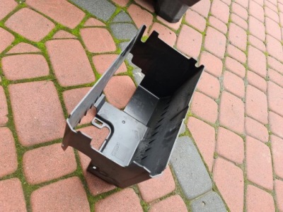 Корпус аккумулятор opel insignia b 23347542 фото №1