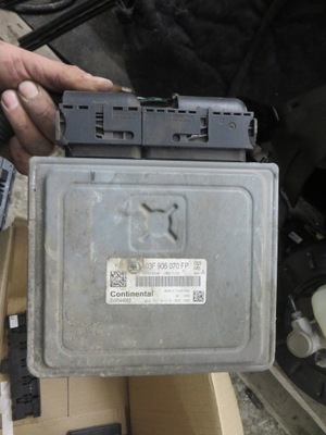 Skoda rapid 1.2 tsi бортовой компьютер двигателя 03f906070fp r фото №1