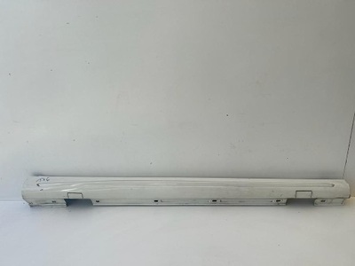 Mercedes a 176 amg молдинг поріг права 1766980054 фото №1