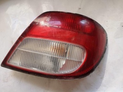 Лампа задня права subaru impreza gd фото №1