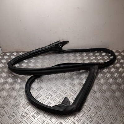 Бардачок tesla model 3 2019 658 фото №1