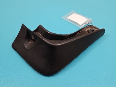 Бризковик правий задня kia optima iv 15-20 86842-d4000 1.7 crdi d4fd фото №1