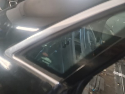 Молдинг хром треугольник стекло audi a8 d2 przed fl фото №1