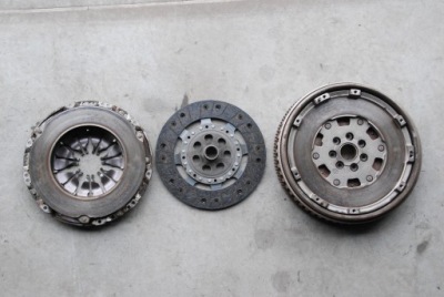 Зчеплення колесо двомасовий nissan qashqai j11 1.5 dci фото №1