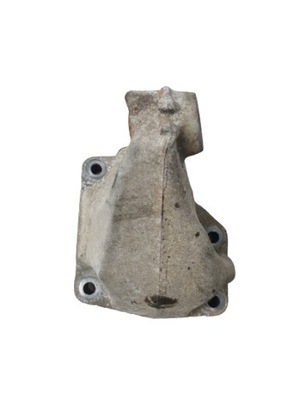 Кронштейн двигуна mercedes r w251 3.0 cdi фото №1