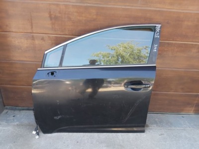 Toyota avensis t27 двері лівий перед 209 фото №1