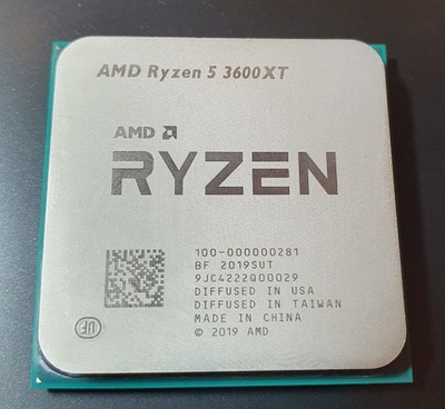 Procesor AMD Ryzen 5 3600XT 3,8 GHz AM4