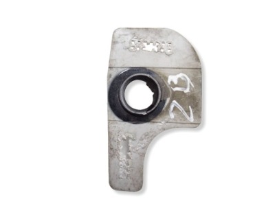 Opel zafira b корзина кронштейн датчика pdc фото №1