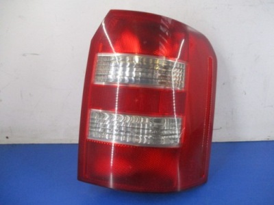 Audi a2 8z лампа задня права оригінал+ вкладиш ламповий фото №1