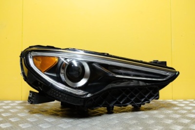 Alfa romeo stelvio 2017- фара лампа ксенон r usa фото №1