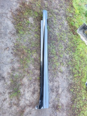 Молдинг порог правая bmw g06 m набор + абсорбер фото №1