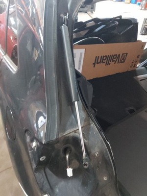 Привід кришки багажника mitsubishi asx фото №1