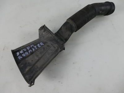 Skoda roomster 1.4 b впуск воздухозаборник шланг воздуха фото №1