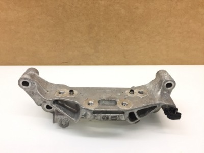 Citroen c4 iii 20- 1.2thp кронштейн кронштейн двигателя фото №1