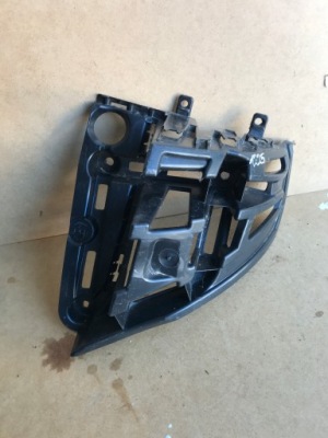 Citroen c5 aircross напрямна бампера задня правий фото №1