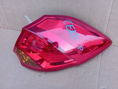 Kia ceed ii hb лампа led правая задняя задняя 12-15 фото №1