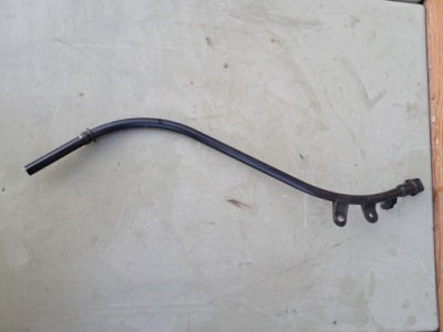 Направляющая щупа масла audi volkswagen seat skoda 2.0 tfsi 06k115610e фото №1