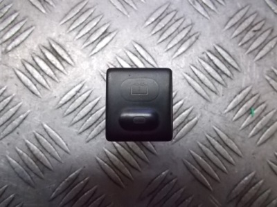 Вимикач розпилювача задній citroen xm ii 2.1 td 12v фото №1