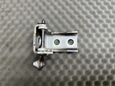 Петля дверь правый перед peugeot 308 фото №1