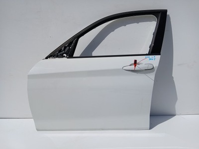 Двері ліва передні bmw f20 300 фото №1