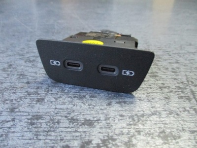 CONMUTADOR RANURA PORT USB VW VOLKSWAGEN POLO 2G0 2G6035718  