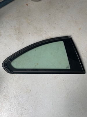 Bmw f22 скло кузовна задня права фото №1