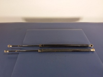 Bmw x5 e53 амортизаторы задний крышки фото №1