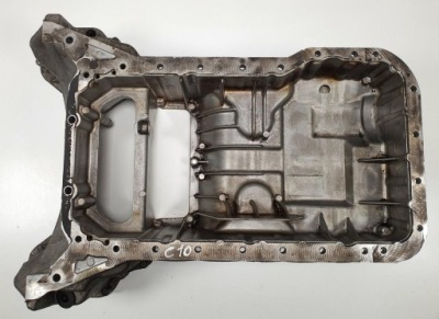 Поддон масляная mercedes w212 3.5 cgi r2720142102 фото №1
