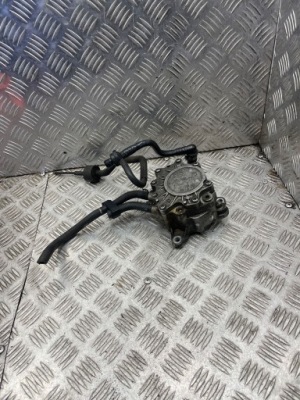 Насос впрыскная audi a6 s6 c6 4f 03g145209 фото №1