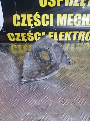 Кронштейн насоса peugeot citroen 2.0hdi 96389217 фото №1