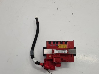 Bmw e70 e71 запобіжник клема плюсова 9217004 фото №1