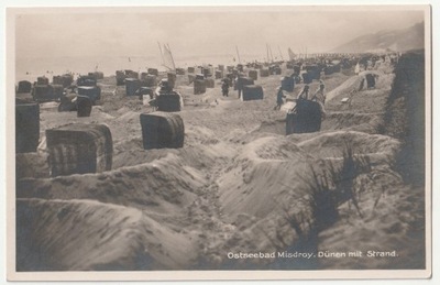 MIĘDZYZDROJE. Dünen mit Strand - Wydmy z plażą