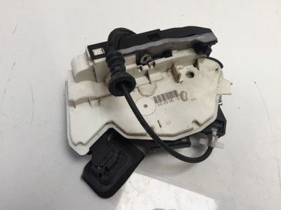 Skoda yeti замок дверь левый задняя фото №1