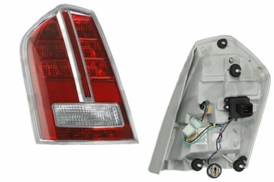 CHRYSLER 300 2011-2012 FARO PARTE TRASERA  