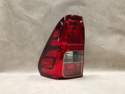 Toyota hilux viii 15-20 лампа задня ліва оригінал! фото №1