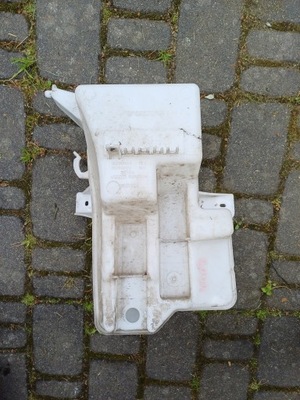 Бачок омивача volvo v40 2012-2019 фото №1