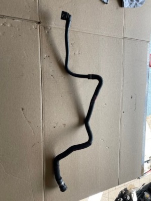 Mercedes w177 w118 35amg труба шланг воды a1775012603 фото №1