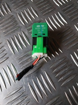 Kia sorento 2010 952352j200 реле фото №1