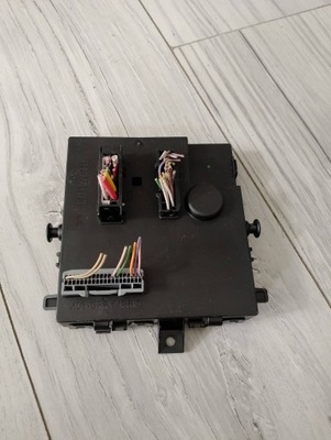 Модуль bcm x44-l2 8200836532a renault twingo ii 1.2 фото №1