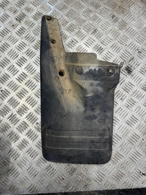 CHLAPACZ LEWY TYŁ MITSUBISHI PAJERO II MB646923 90-99R.