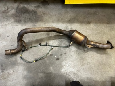 Каталізатор труба вихлопна датчик лівий porsche panamera 970 i lift hybrid фото №1