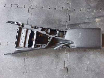 Туннель подлокотник bmw 3 f30 f31 4 f32 f33 f36 фото №1