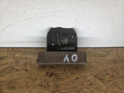 Замок капот поперечина передній opel vivaro a renault trafic ii фото №1